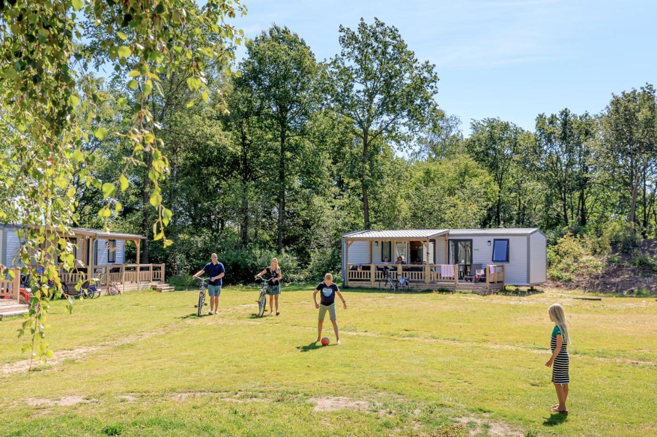 RCN Vakantiepark de Roggeberg Appelscha Bagian luar foto