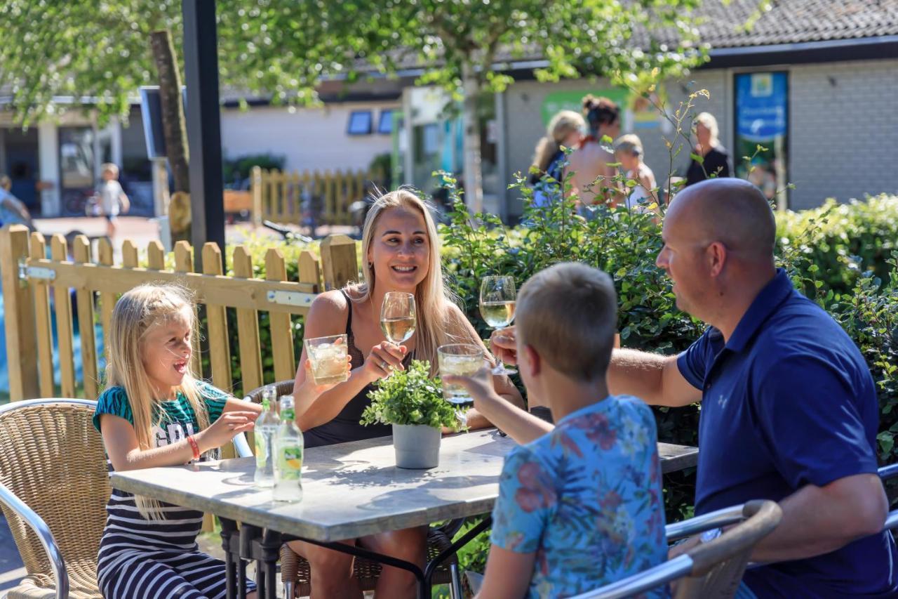 RCN Vakantiepark de Roggeberg Appelscha Bagian luar foto