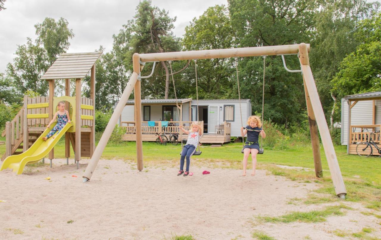 RCN Vakantiepark de Roggeberg Appelscha Bagian luar foto