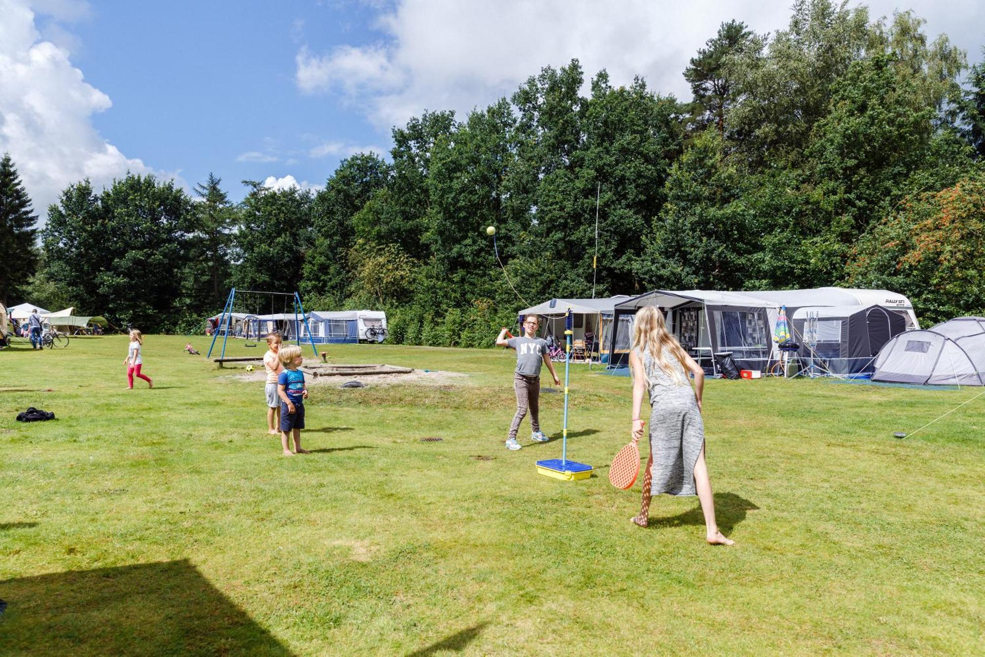 RCN Vakantiepark de Roggeberg Appelscha Bagian luar foto